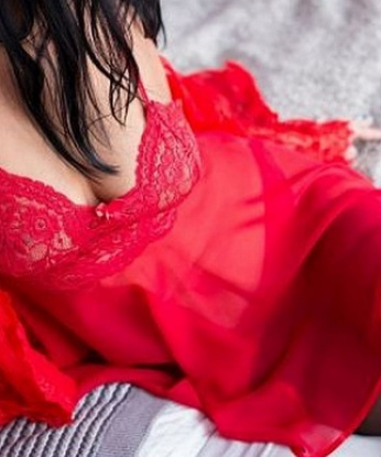 Самые опытные руки, прекрасное тело и неутолимая жажда приключений — вот что я готова предложить тебе. Мои услуги рассчитаны на настоящего знатока женской красоты и желания. 🌹
Я мастерски владею искусством эротического массажа, и мне очень нравится использовать все свои навыки, чтобы доставить тебе удовольствие.
Мое портфолио полно отзывов благодарных клиентов, которые подчеркивают мою неповторимость и страсть. У вас есть шанс узнать, почему я так уникальна. 💫
На моих фото ты увидишь настоящую красоту, неотразимую и сексуальную. И это только начало того, что я могу предложить тебе. Доверься своим желаниям, и Москва откроется для тебя новыми границами наслаждения. Позвони мне! 😘 14050, 27 лет